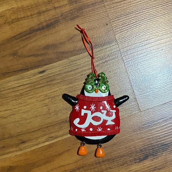 Penguin Christmas 🎄 Ornament Wearing A JOY Sweater - Picture 4 of 7